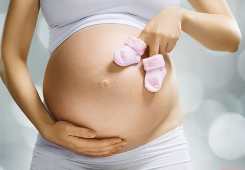 امرأة حامل تنقل الورم الحليمي لطفلها